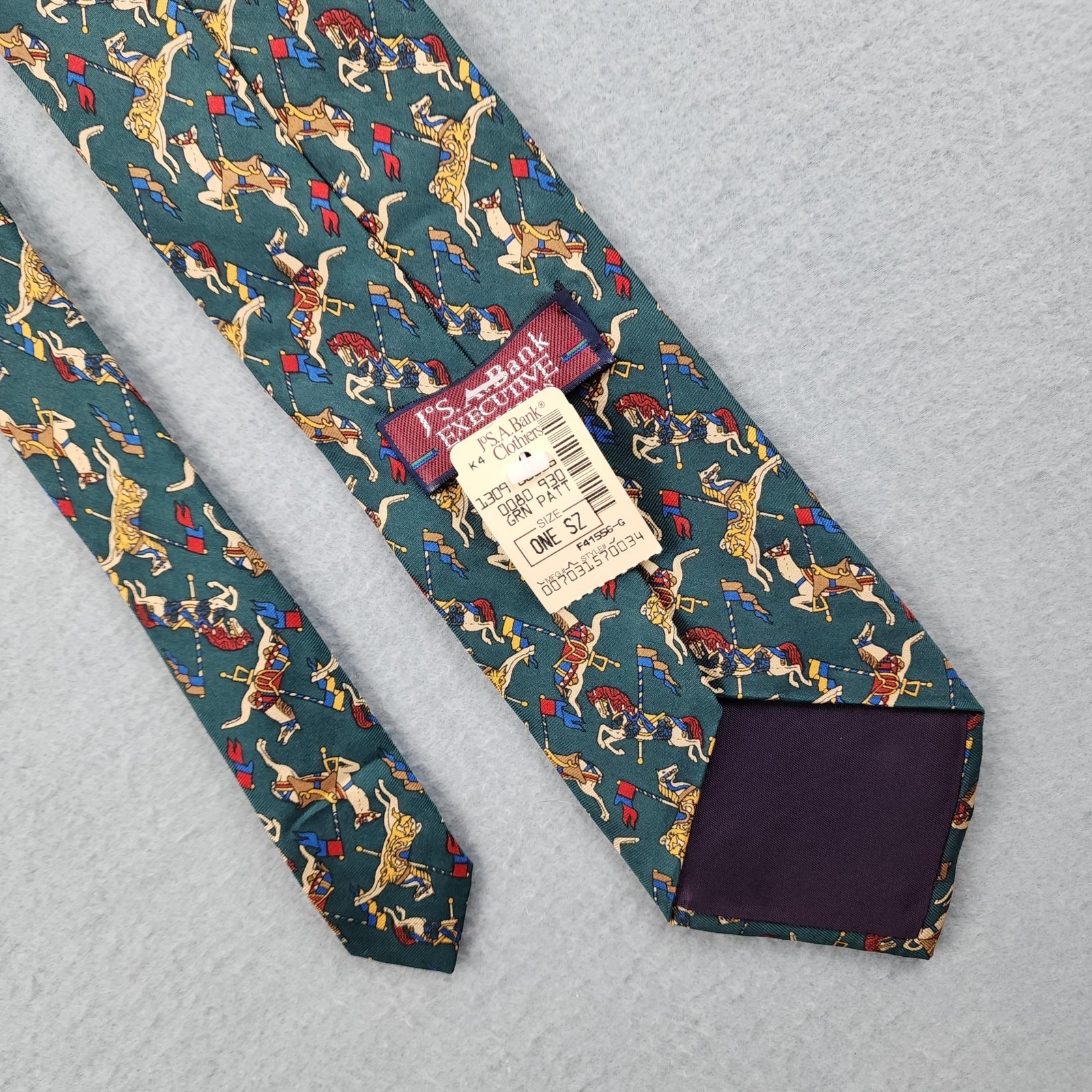 Jos A Bank Tie Mens One Size Green Horse Carousel 100 Silk Usa Necktie Classic
